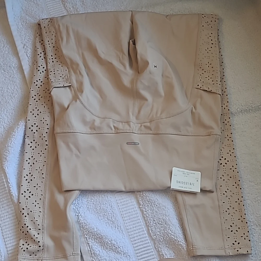 Leggings - Picture 3 of 3